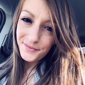 Meet your Posher, Ayla